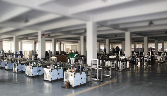 Yüksek Hızlı Kartonlar Yarım Otomatik Sürtünme Sayfalama Makinesi 6